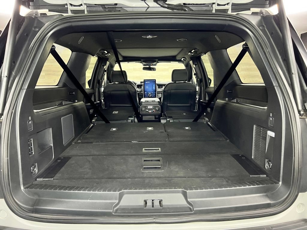 Used 2024 Ford Expedition Max Platinum AWD/4WD image 30