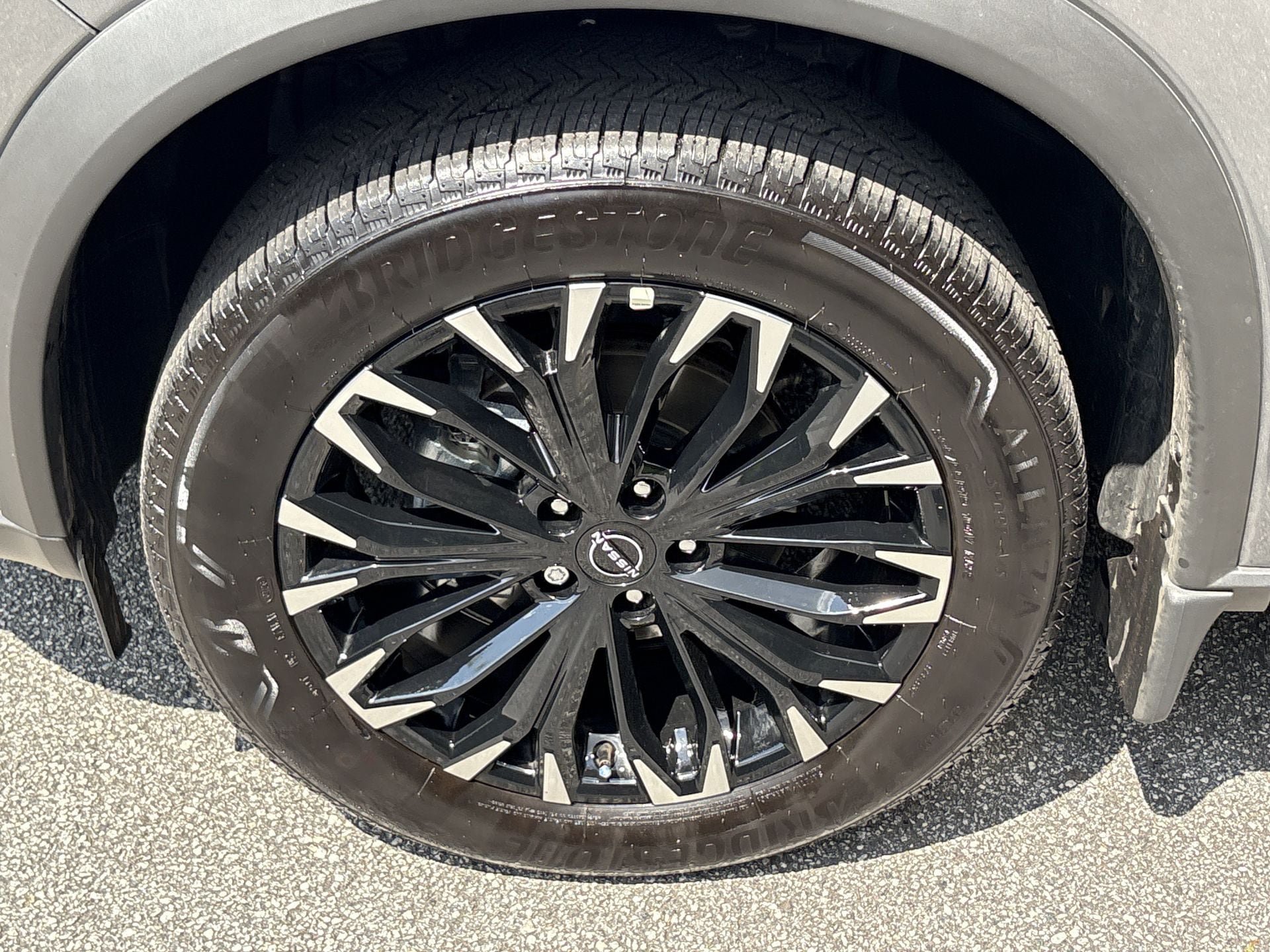 Used 2026 Nissan Rogue Dark Armor FWD image 28