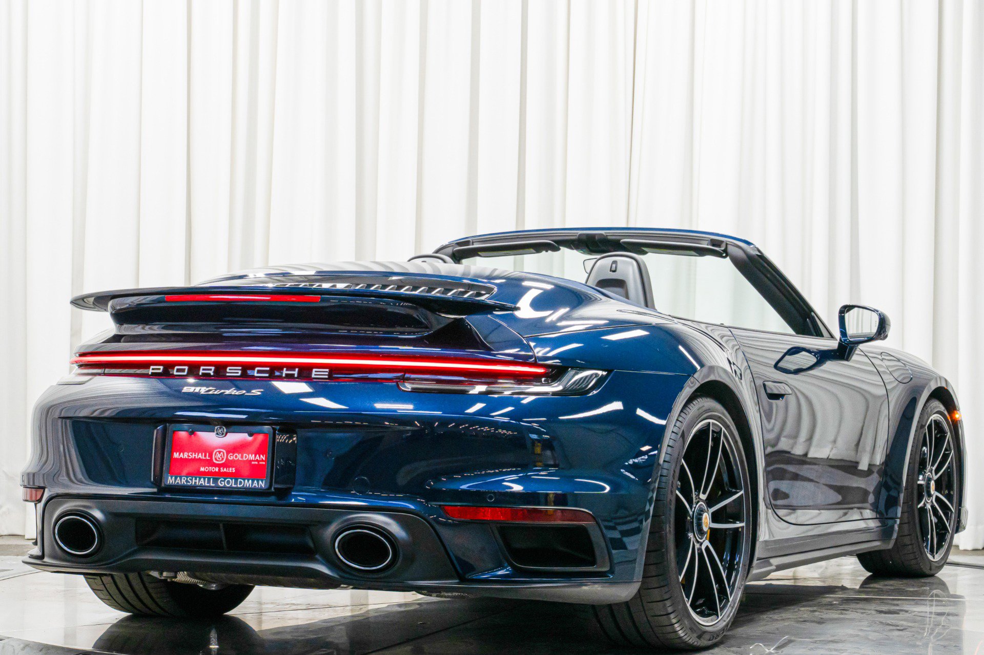 Used 2021 Porsche 911 Turbo S image 9