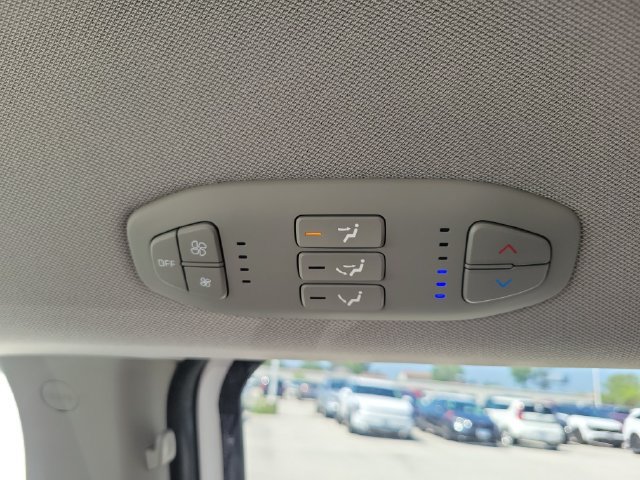 Used 2018 Kia Sedona L FWD image 12