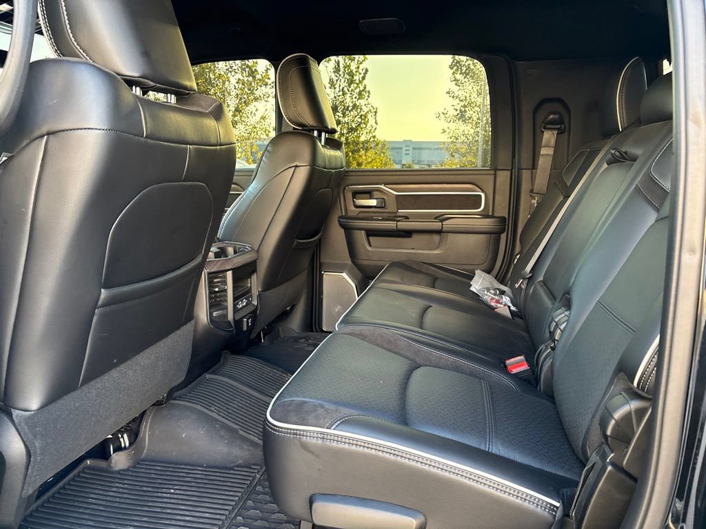Used 2025 RAM 2500 Laramie AWD/4WD image 16