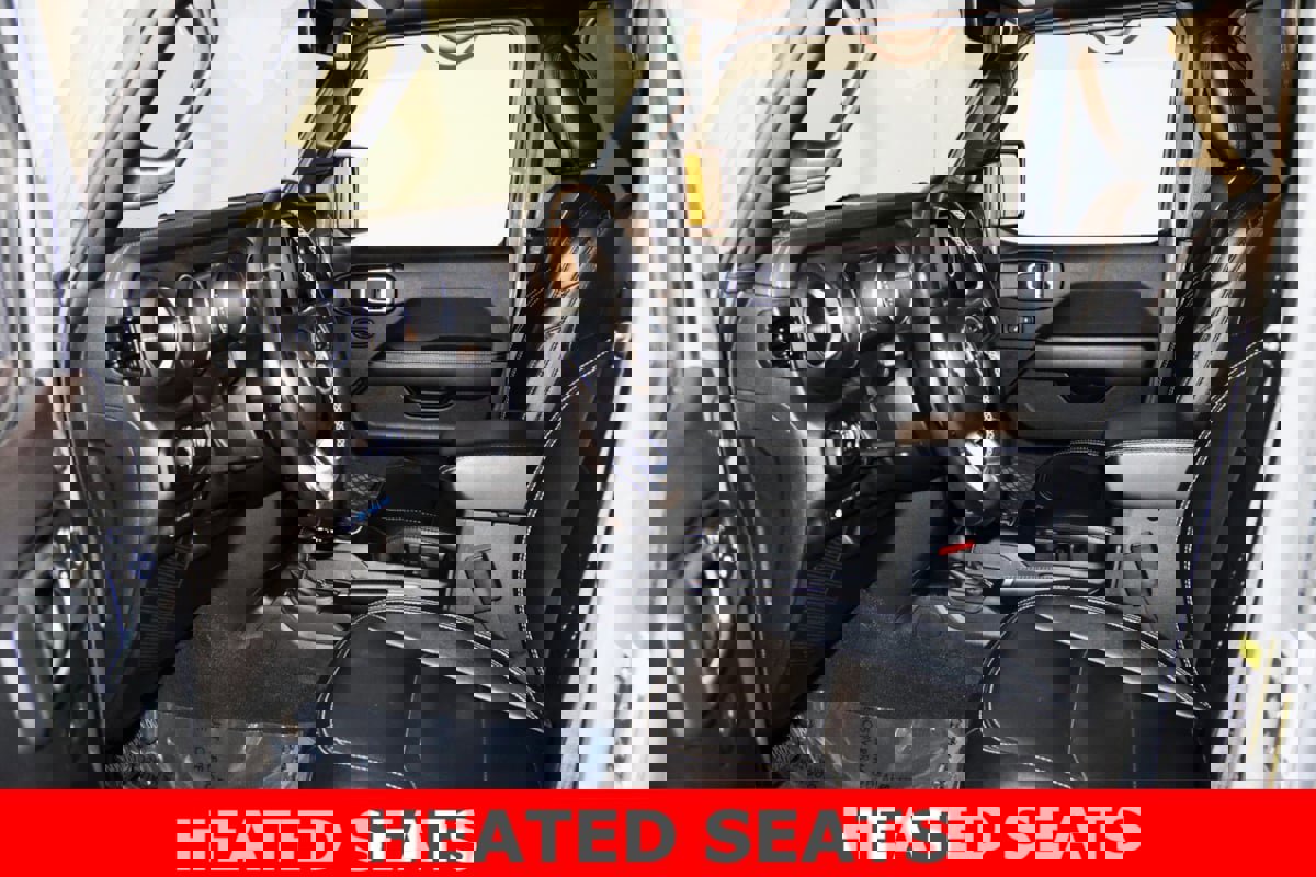 Used 2022 Jeep Wrangler Unlimited Sahara w/ Cold Weather Group image 23