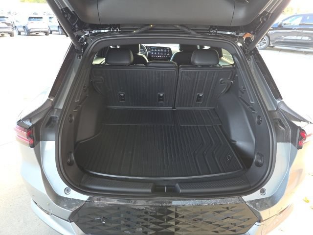 New 2026 Chevrolet Equinox EV RS FWD image 10