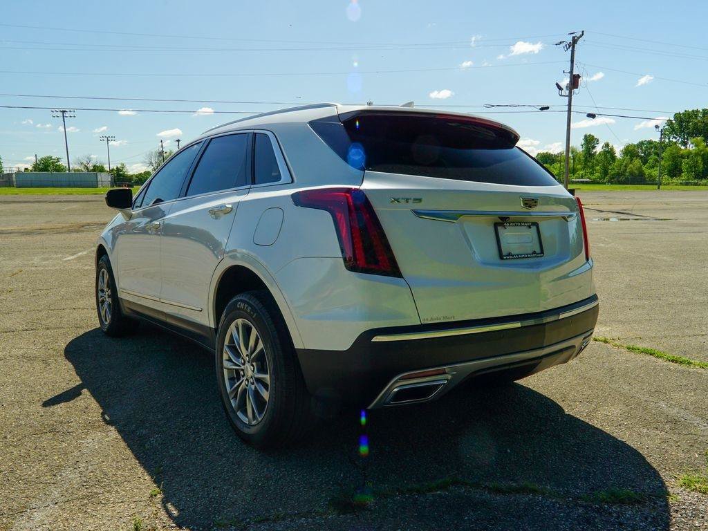 Used 2021 Cadillac XT5 Premium Luxury FWD image 4