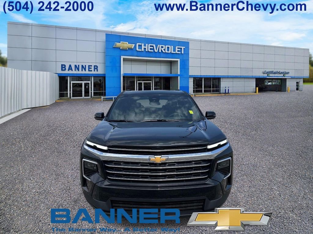 New 2026 Chevrolet Traverse LT FWD image 2