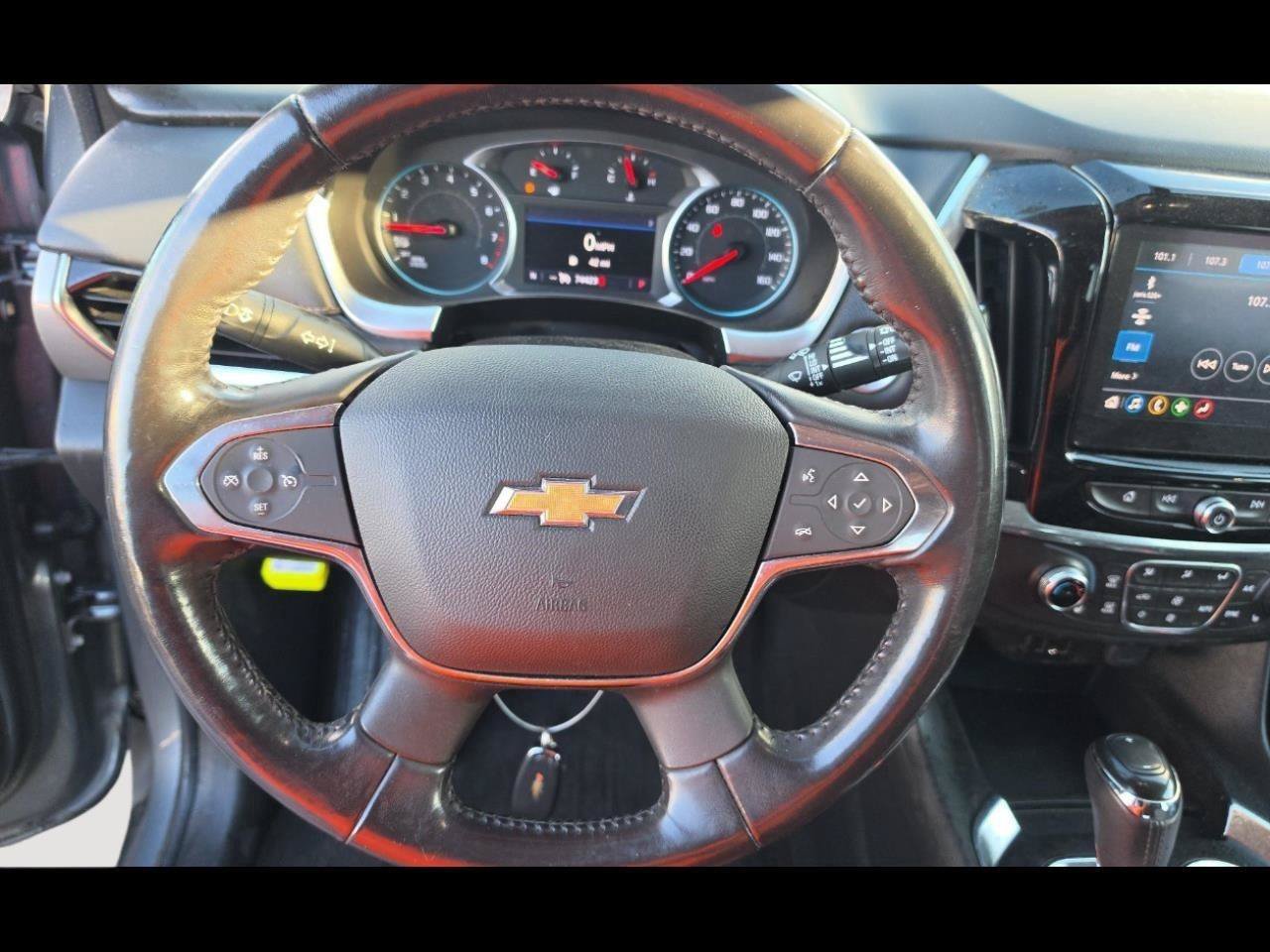 Used 2020 Chevrolet Traverse LT FWD image 10