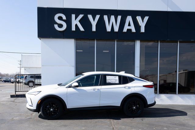 New 2026 Buick Envista Preferred w/ Convenience I Package FWD image 2