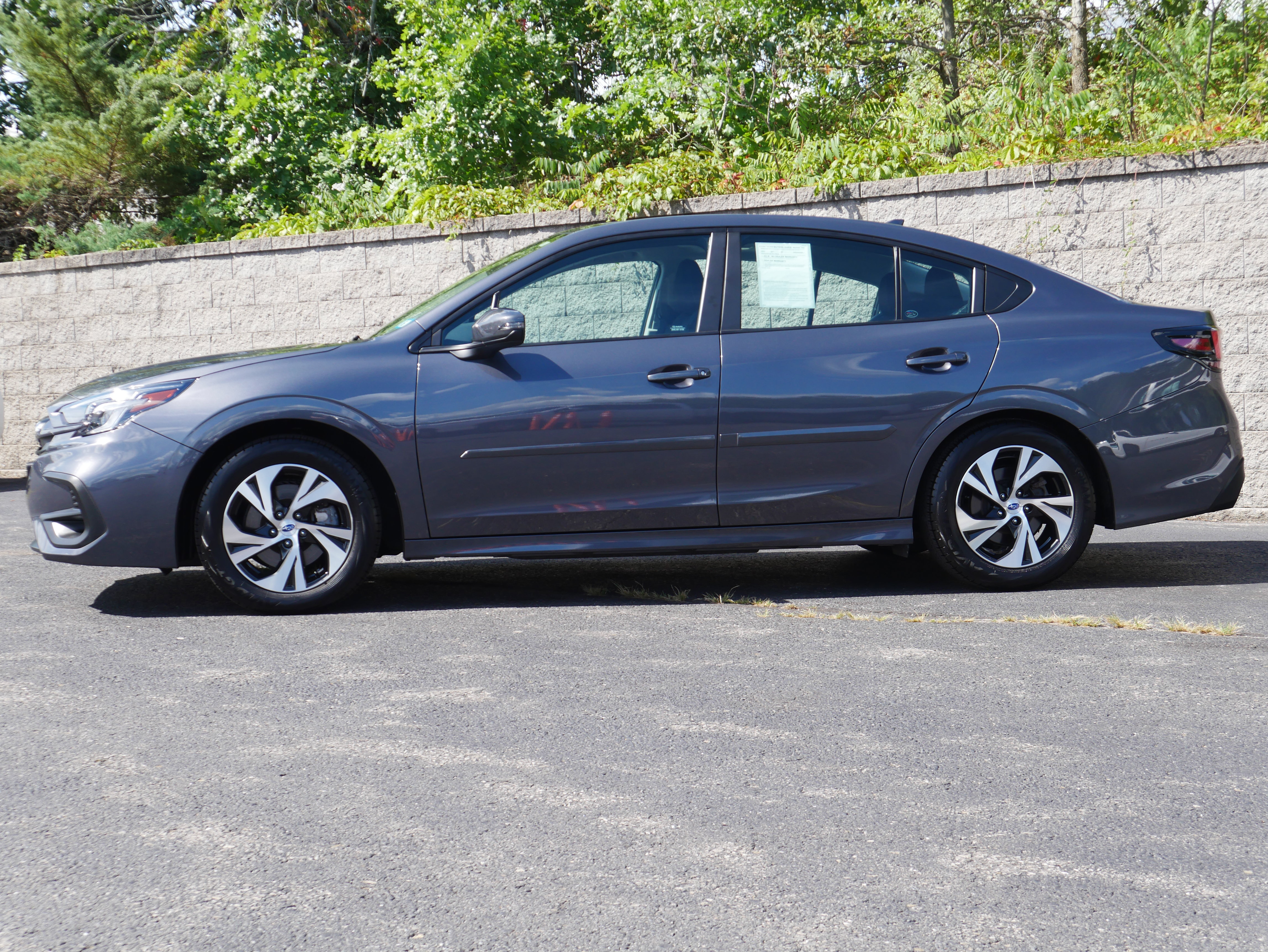 Used 2025 Subaru Legacy Premium AWD/4WD image 3