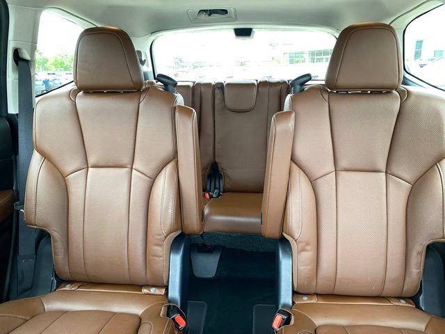 Used 2023 Subaru Ascent Touring AWD/4WD image 12