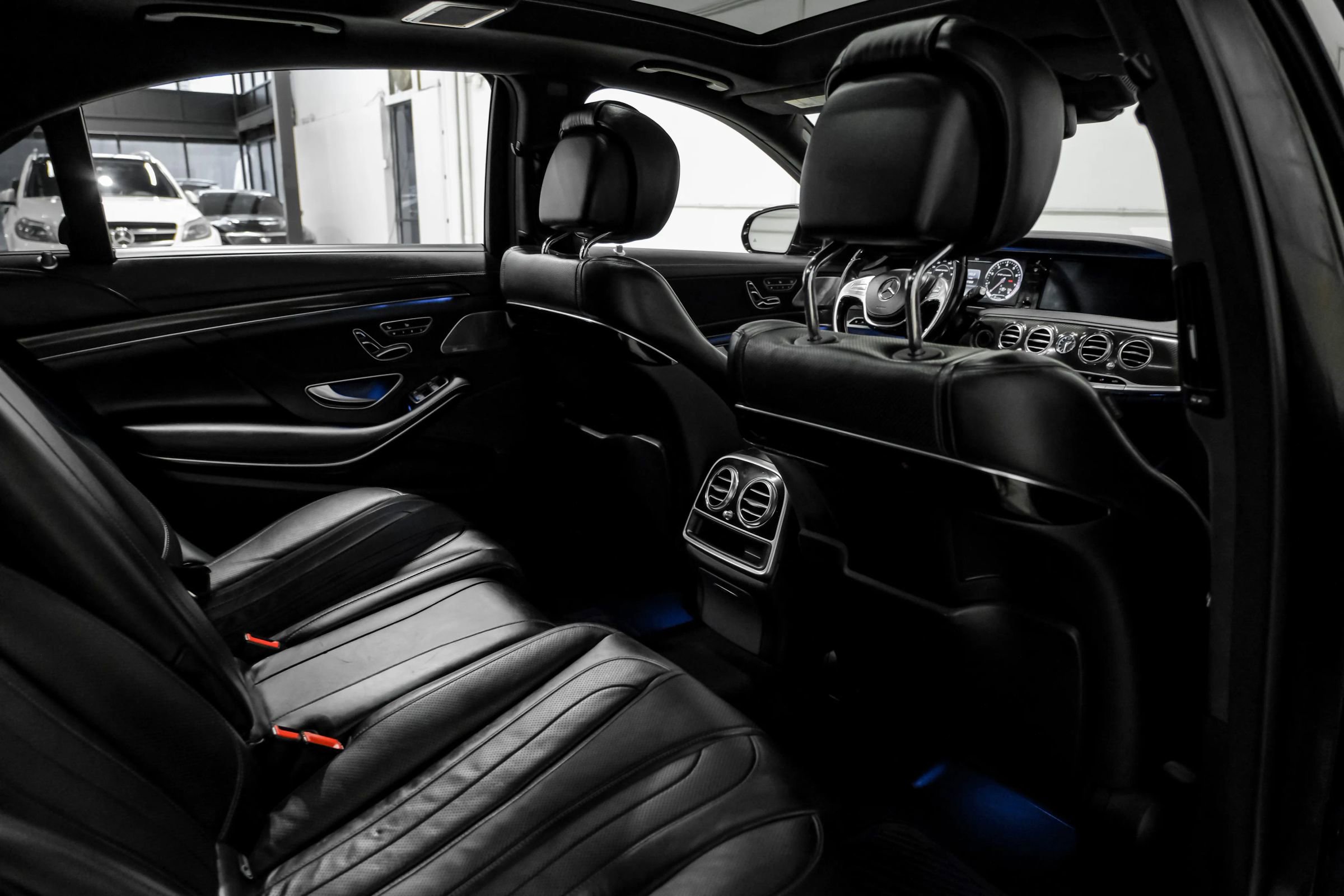 Used 2015 Mercedes-Benz S 63 AMG 4MATIC Sedan image 42