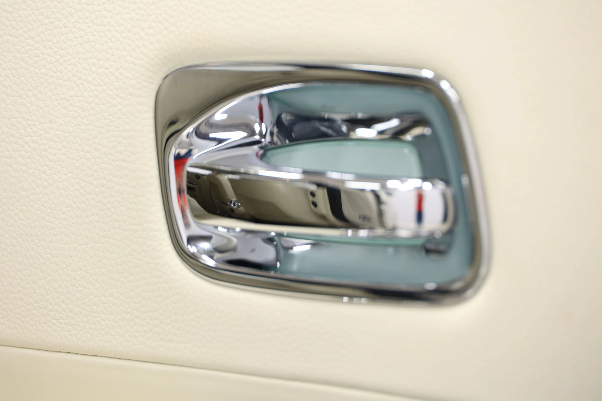 Used 2016 Rolls-Royce Ghost RWD image 54