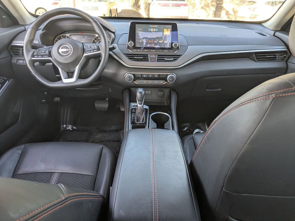 Used 2025 Nissan Altima 2.5 SR image 26