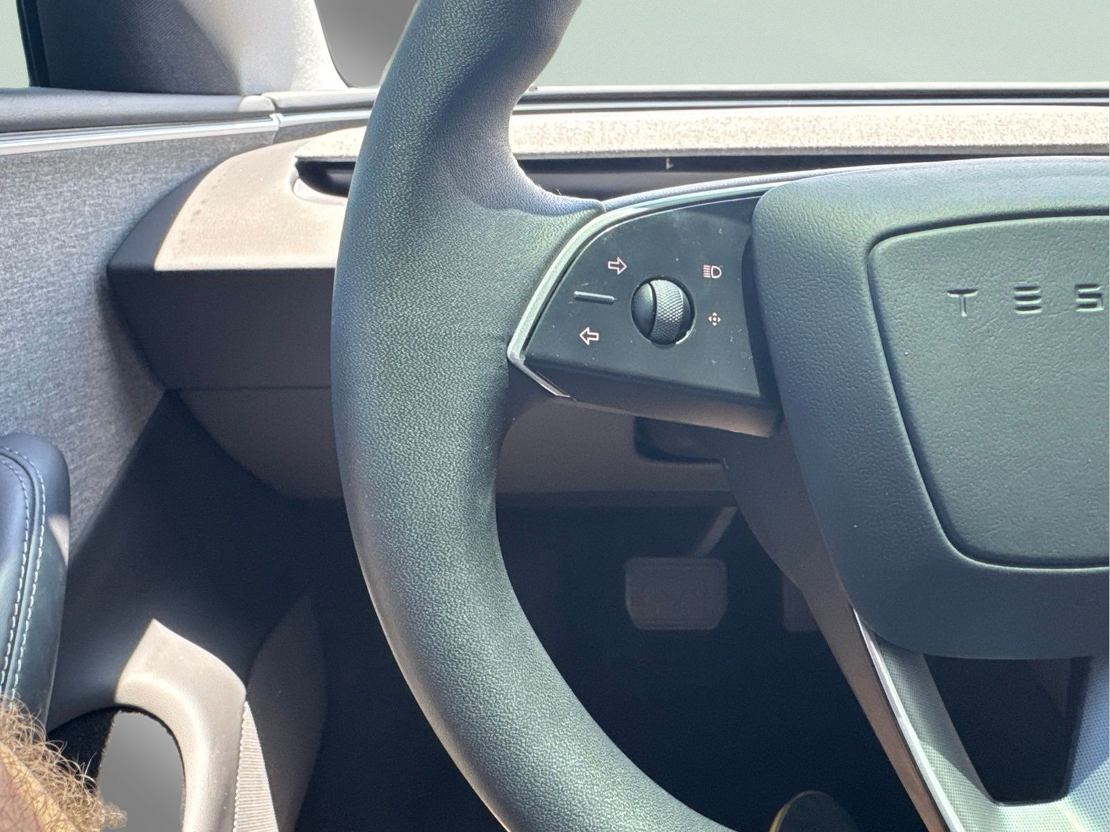 Used 2025 Tesla Model 3 Long Range RWD image 11