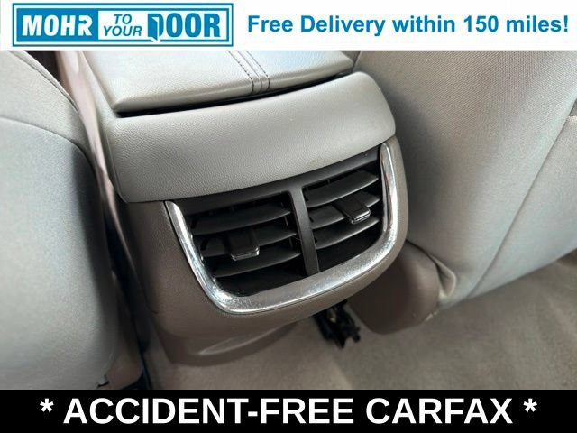 Used 2020 Chevrolet Malibu LT FWD image 38