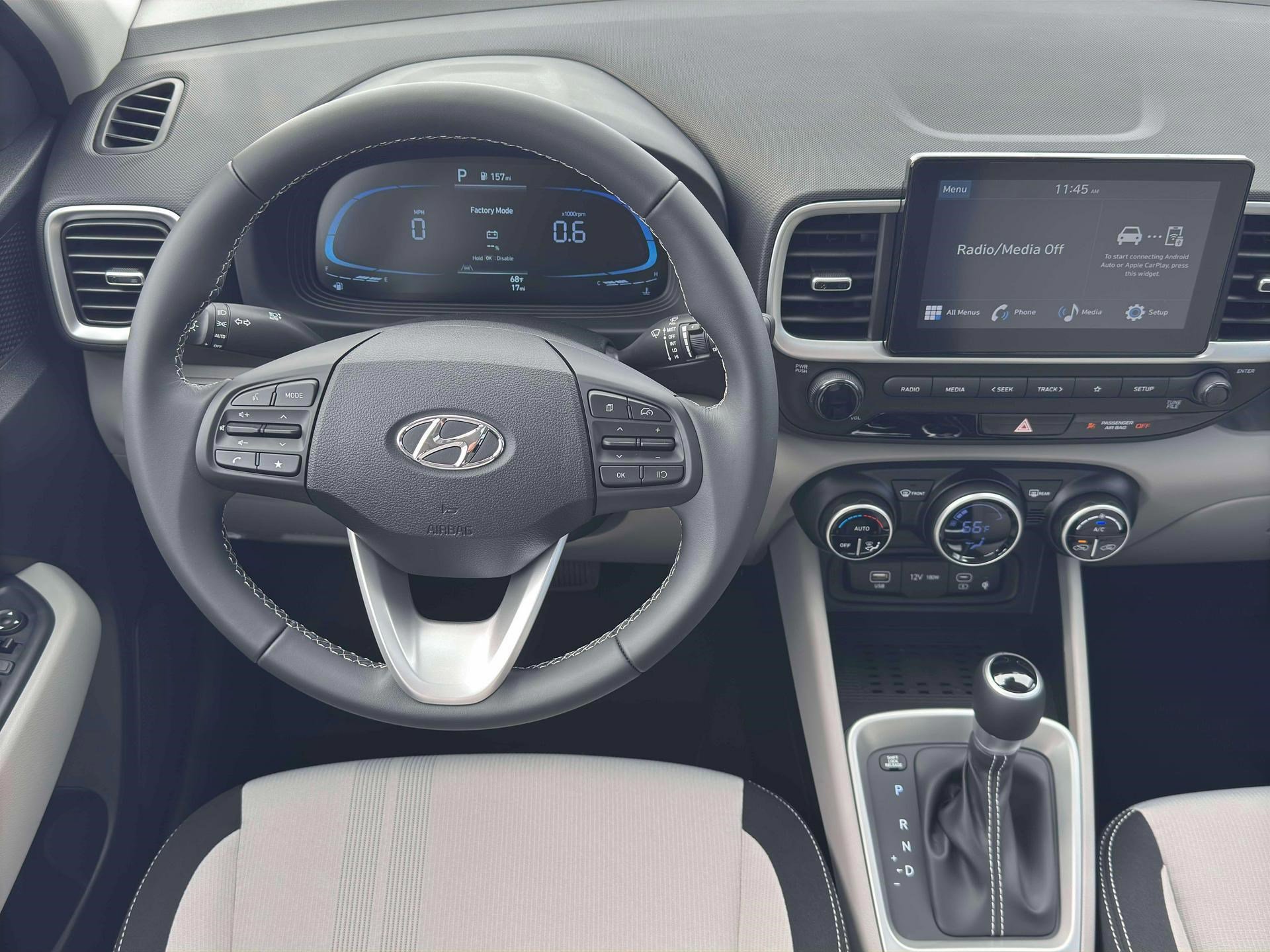 New 2026 Hyundai Venue SEL FWD image 18