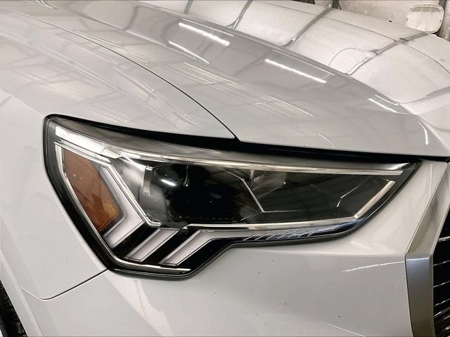 Used 2020 Audi Q3 2.0T Premium Plus w/ Premium Plus Package AWD/4WD image 27
