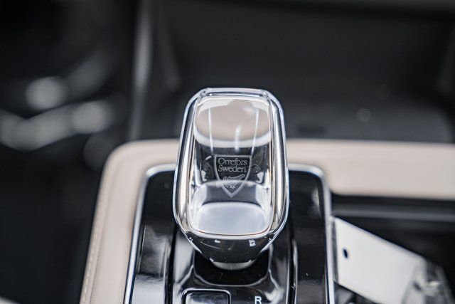 New 2026 Volvo XC90 B6 Plus w/ Protection Package Premier image 24