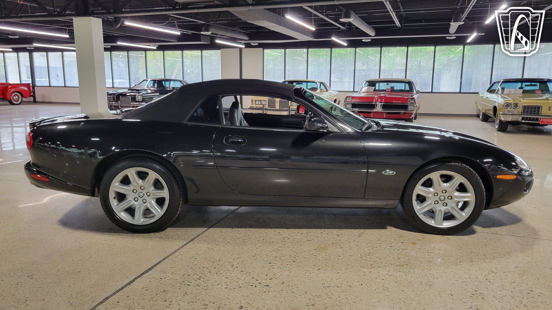 Used 2000 Jaguar XK8 Convertible RWD image 37