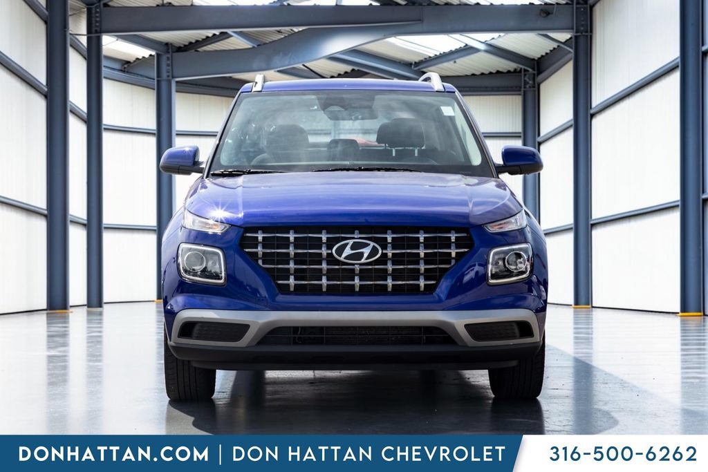 Used 2025 Hyundai Venue SEL FWD image 27