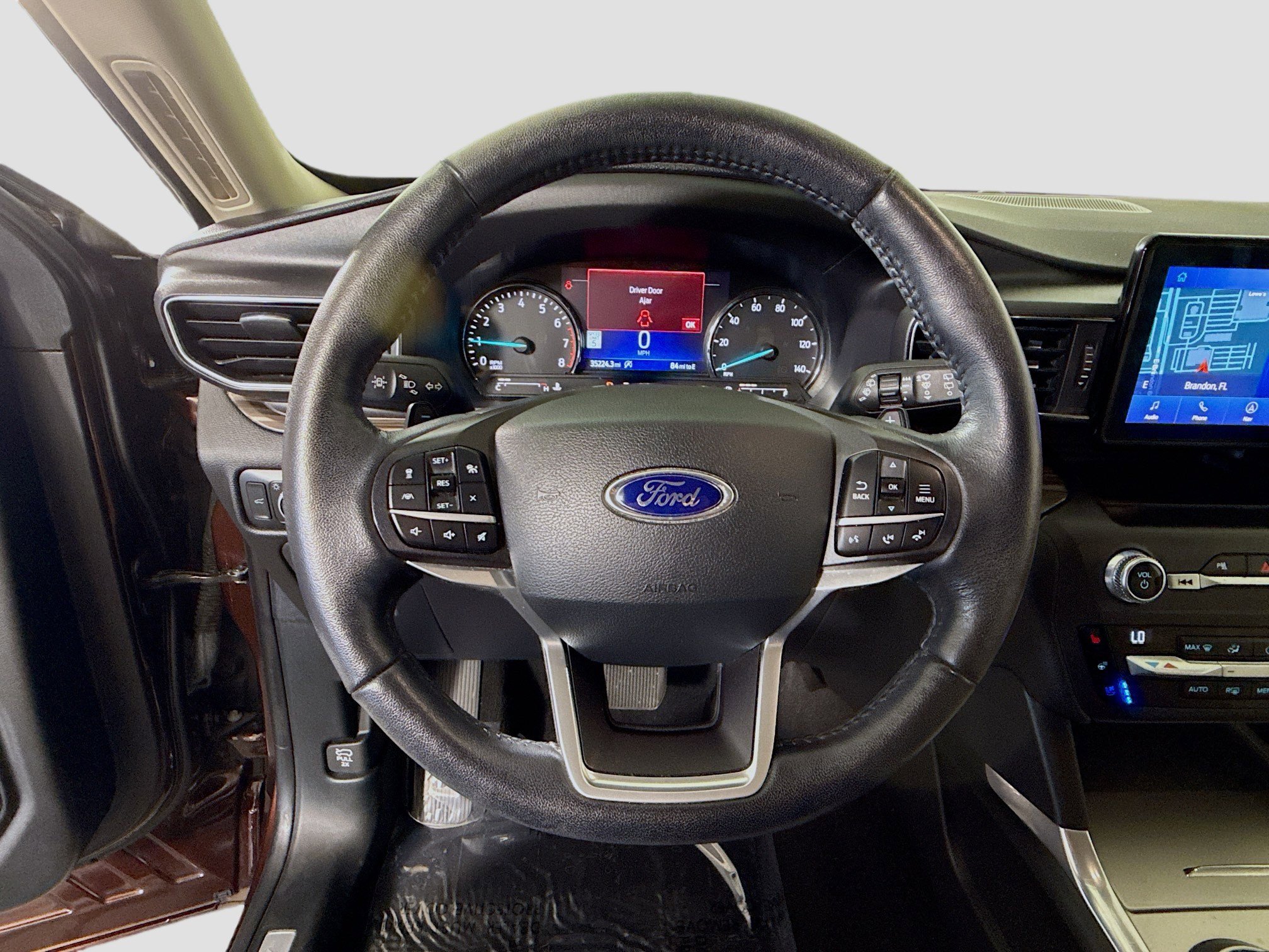 Used 2020 Ford Explorer Limited image 13