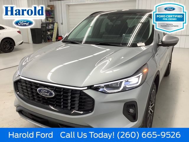 Certified 2024 Ford Escape SE w/ PHEV Premium Package FWD image 4