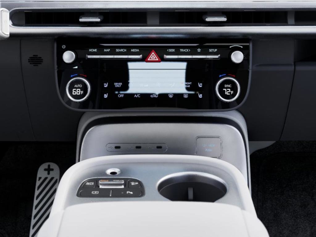 New 2026 Hyundai Ioniq 9 Calligraphy image 18