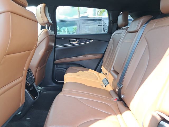 Used 2022 Lincoln Nautilus Reserve FWD image 12