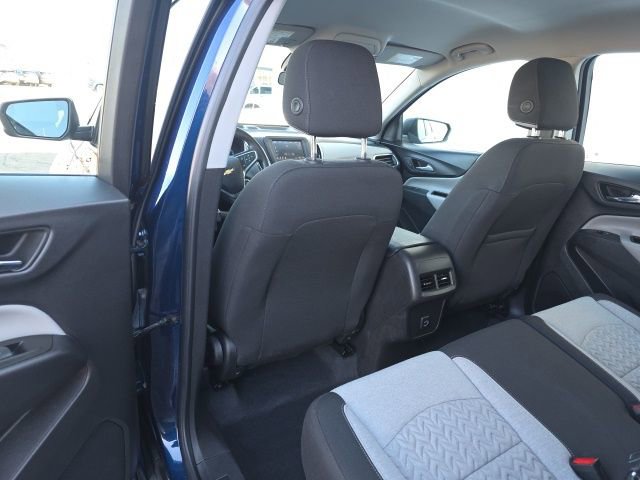 Used 2022 Chevrolet Equinox LS image 16