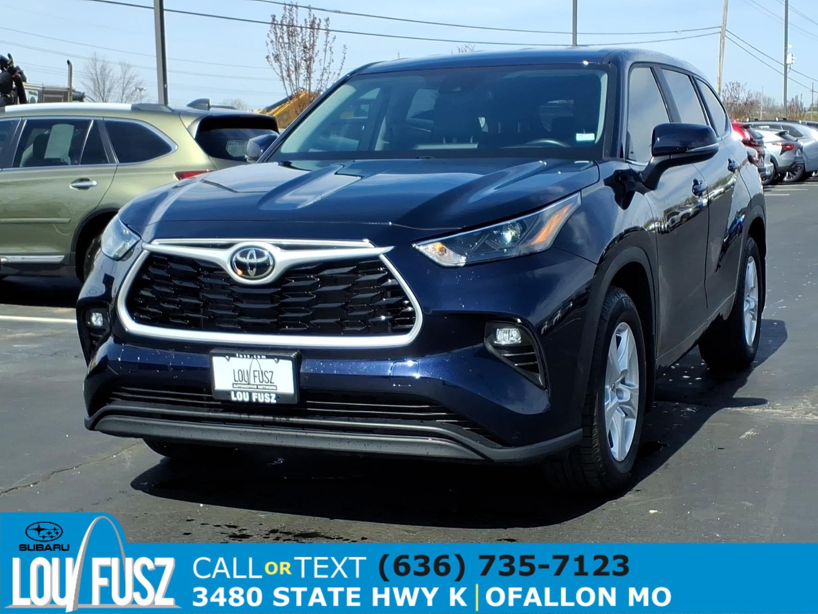 Used 2023 Toyota Highlander LE image 2