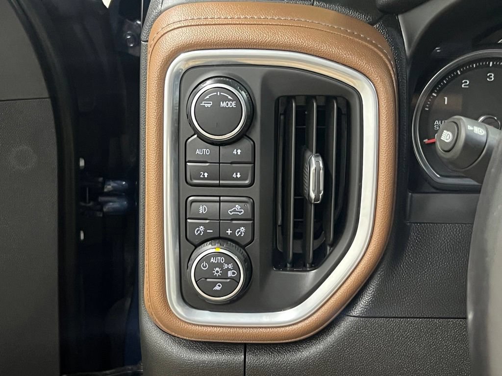 Used 2021 Chevrolet Silverado 1500 High Country w/ Safety Package II AWD/4WD image 19