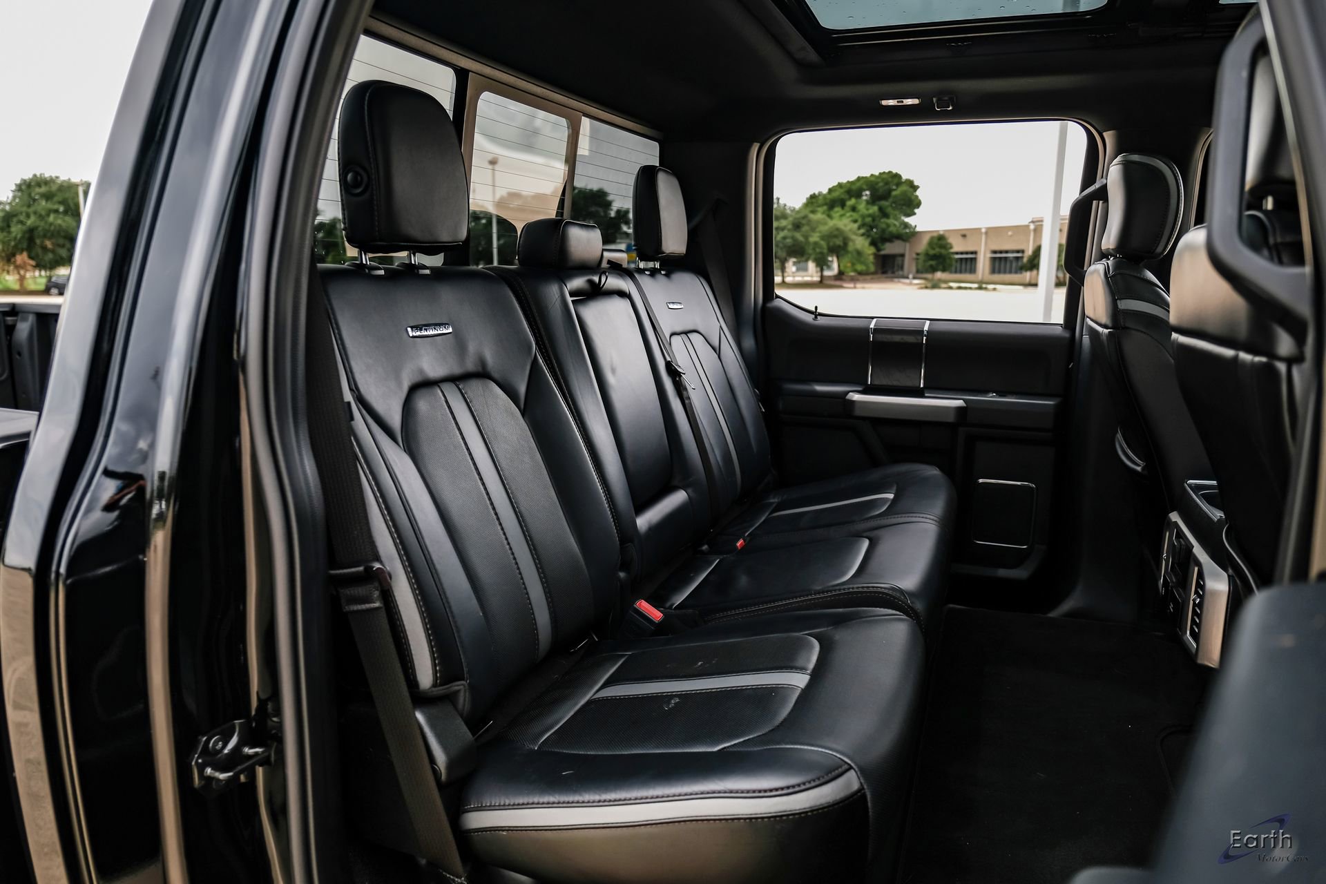 Used 2018 Ford F450 Platinum w/ Platinum Ultimate Package AWD/4WD image 79
