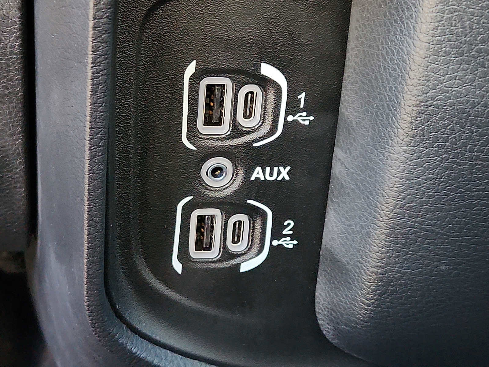 Used 2025 RAM 1500 Big Horn image 23