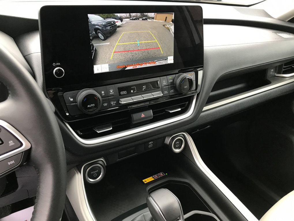 Certified 2024 Toyota Grand Highlander XLE image 18