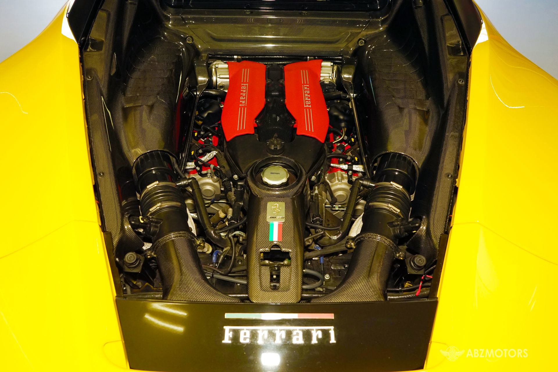 Used 2018 Ferrari 488 GTB image 35