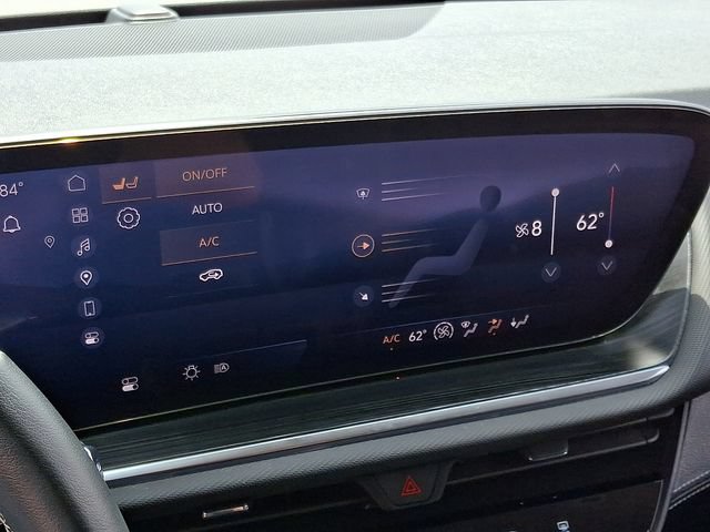 Certified 2024 Buick Envision Preferred AWD/4WD image 16
