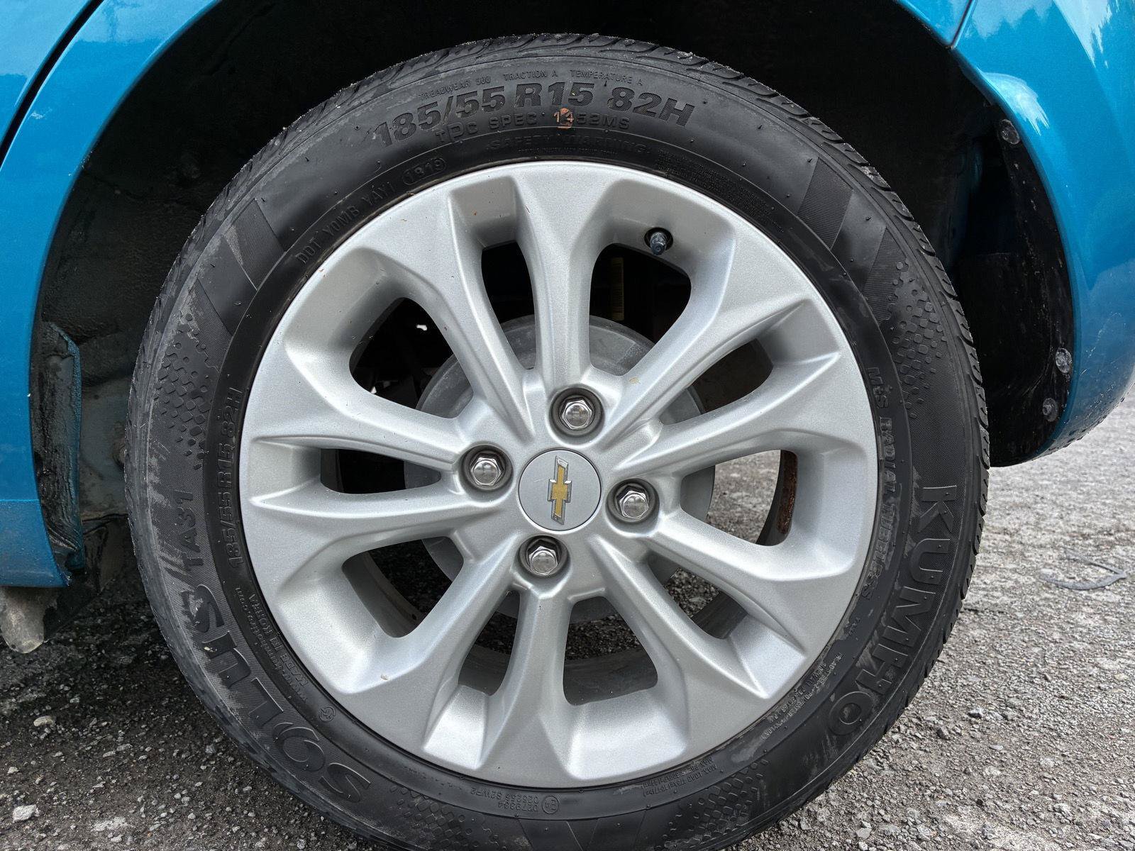 Used 2019 Chevrolet Spark LT FWD image 27
