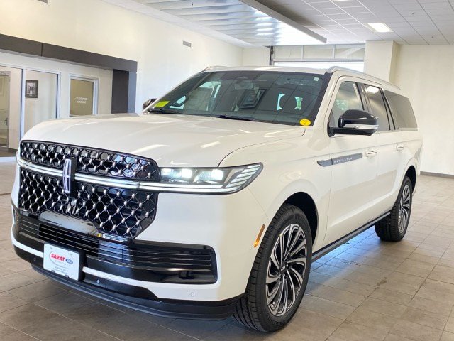 New 2027 Lincoln Navigator L Black Label AWD/4WD image 4