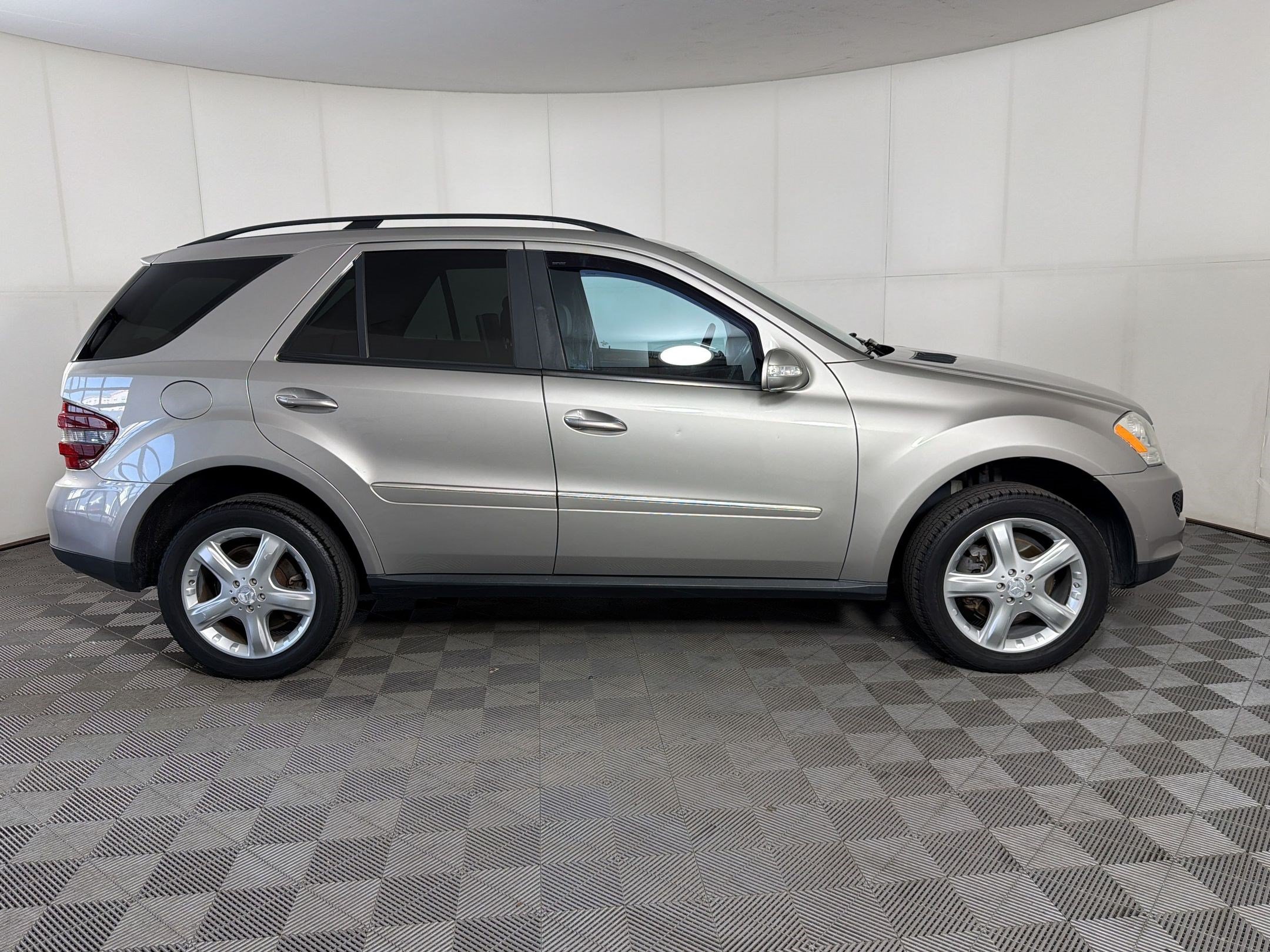 Used 2008 Mercedes-Benz ML 350 4MATIC image 8