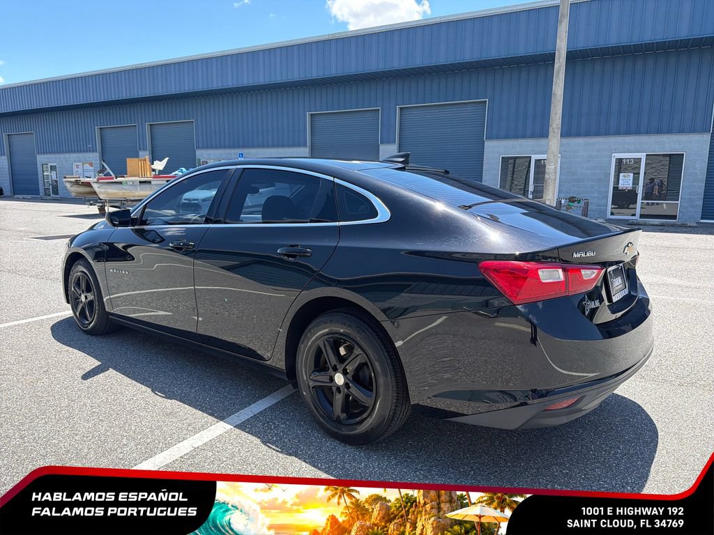 Used 2022 Chevrolet Malibu LS FWD image 3