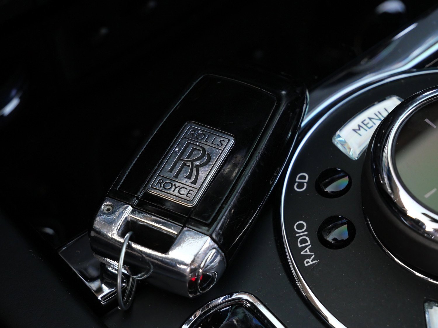 Used 2017 Rolls-Royce Wraith image 32