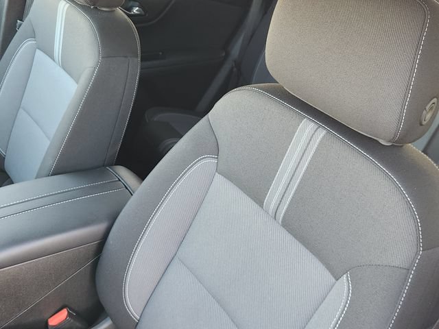 Used 2025 Chevrolet Blazer LT FWD image 24