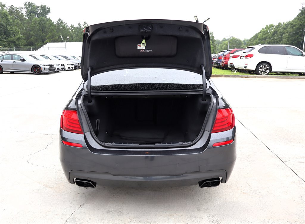 Used 2013 BMW 550i Sedan RWD image 38