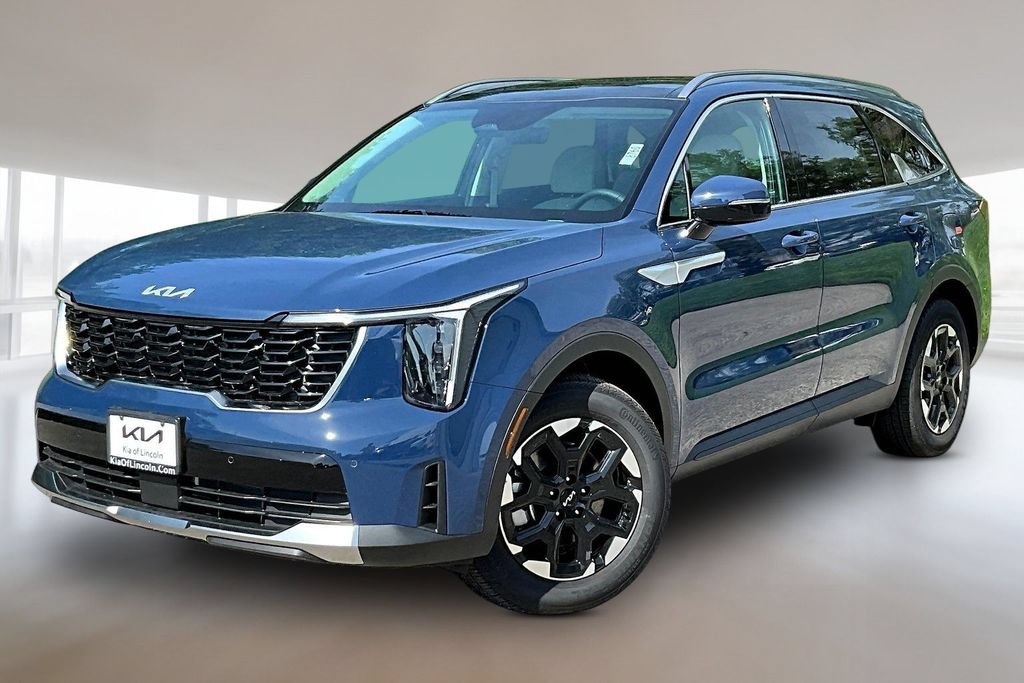 New 2026 Kia Sorento S w/ S Panoramic Sunroof Package