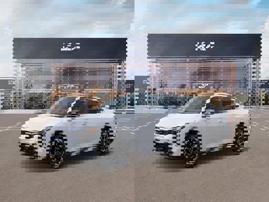 New 2026 Kia K4 GT-Line image 3