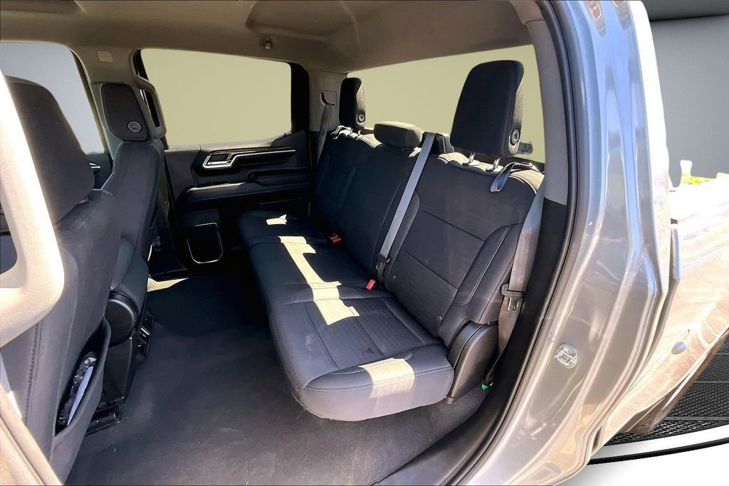 Used 2023 Chevrolet Silverado 1500 LT w/ Protection Package AWD/4WD image 23