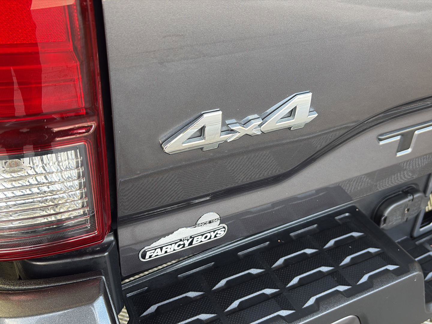 Used 2022 Toyota Tacoma SR AWD/4WD image 8