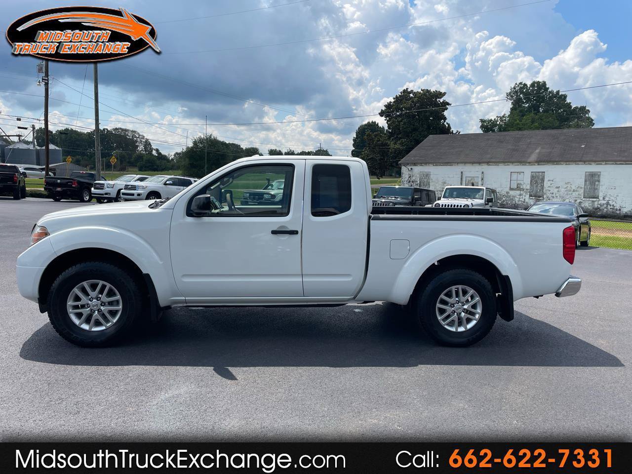 Used 2014 Nissan Frontier SV w/ SV Value Truck Package AWD/4WD image 1