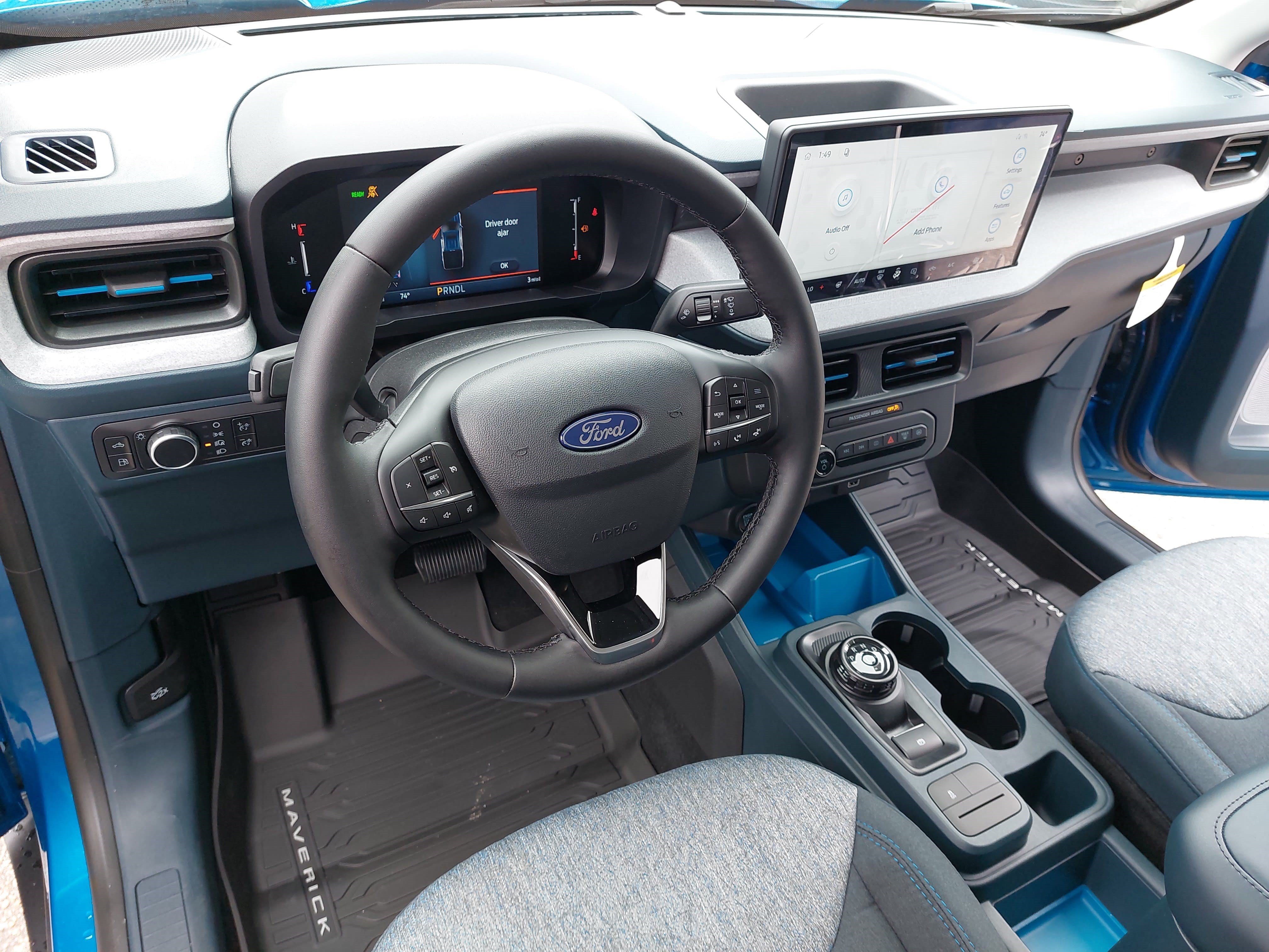 New 2026 Ford Maverick XLT w/ XLT Luxury Package FWD image 17
