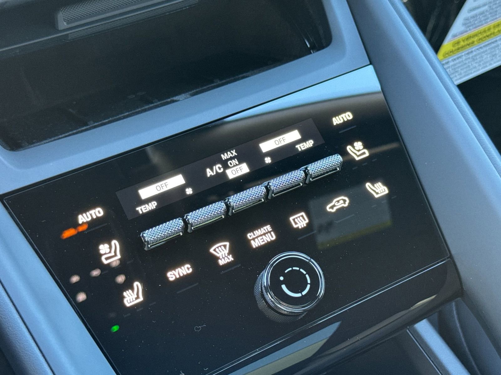 New 2026 Porsche Macan 4S Electric AWD/4WD image 25