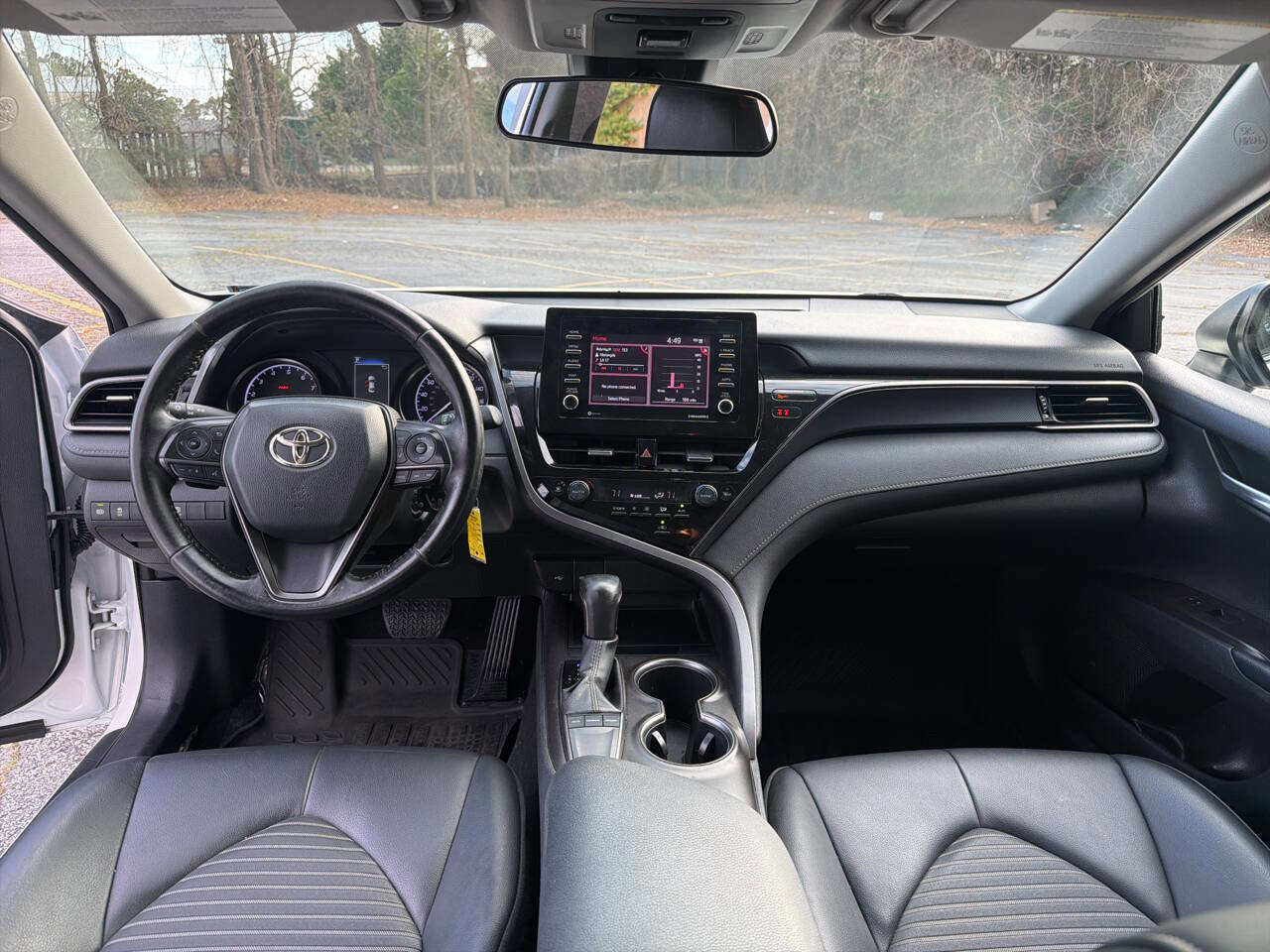 Used 2023 Toyota Camry SE image 23